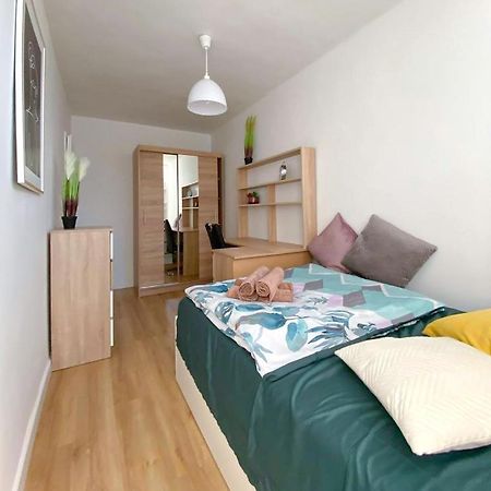 Bright Room №3 Grzybowska 9 Варшава Екстериор снимка
