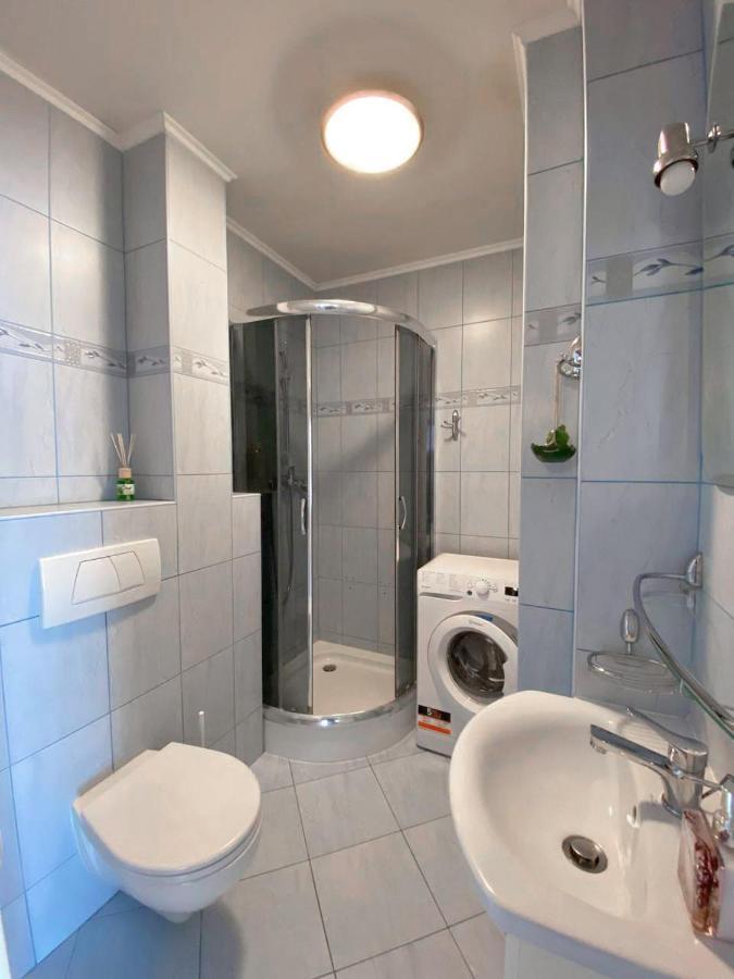 Bright Room №3 Grzybowska 9 Варшава Екстериор снимка